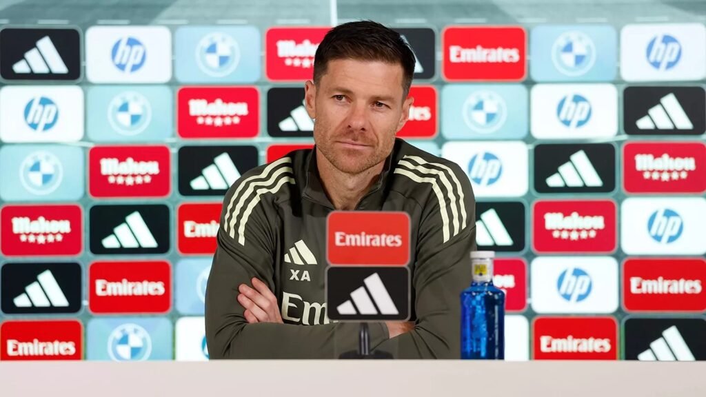 Xabi Alonso analizó la previa del Girona–Real Madrid desde la sala de prensa de Valdebebas./ Vía: @realmadrid