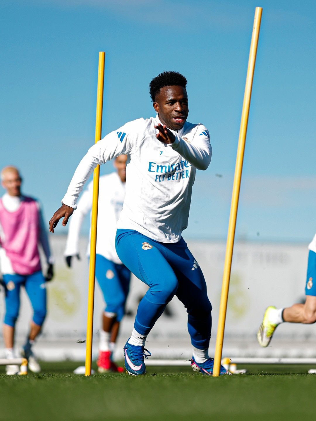 Vuelve la Champions League al Bernabéu tras los silbidos en busca del top 8