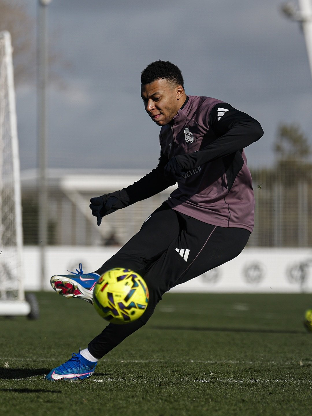 El Real Madrid visita La Cerámica ante el Villarreal en un duelo clave para medir la reacción del equipo de Arbeloa en la pelea por LaLiga