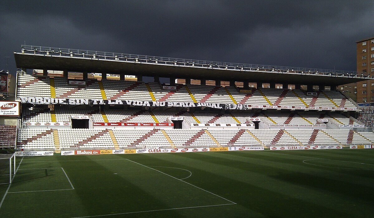 Estadio del Rayo Vallecano. Fuente: Wikimedia Commons (Dominio público / CC0)