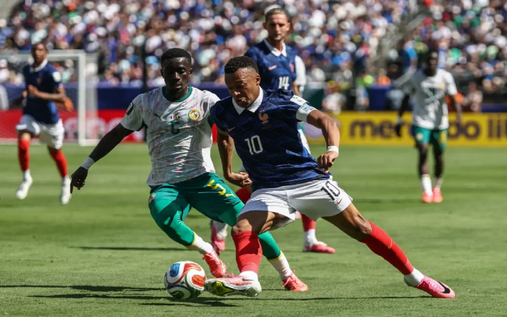 Posibles alineaciones Francia-Irak