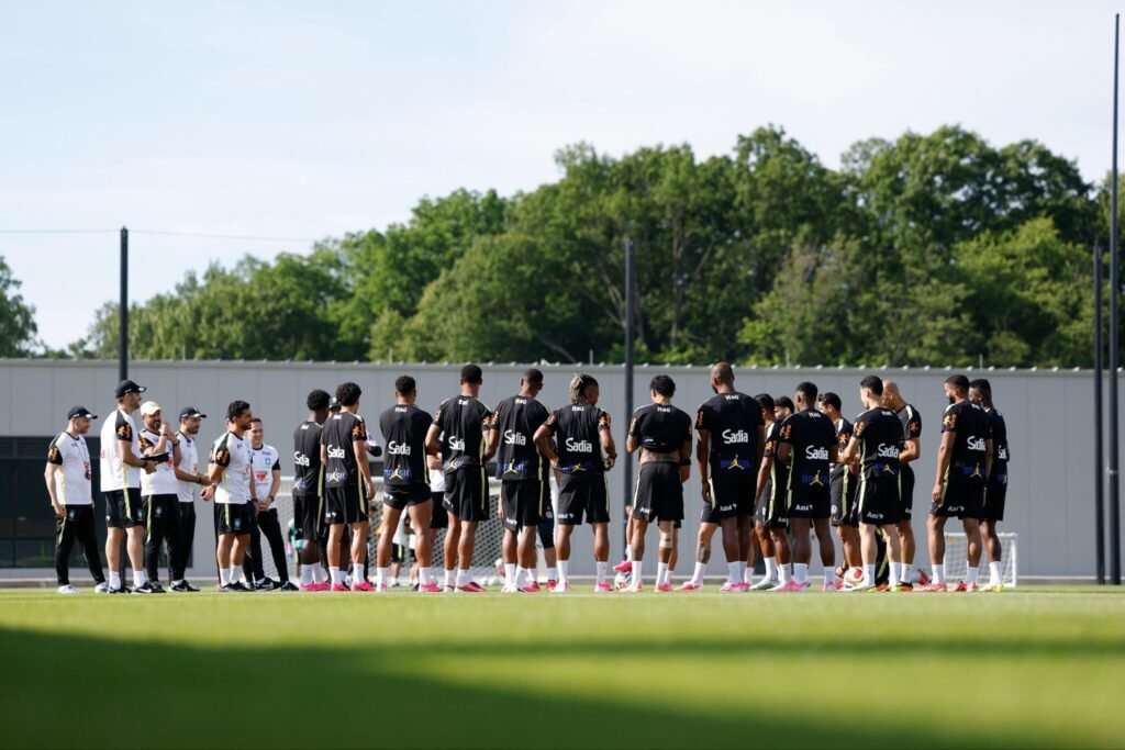 La selección brasileña en una sesión de entrenamiento. (Créditos: Rafael Ribeiro/CBF, Sam Robles/CBF)